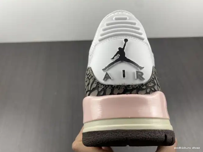 Cheap Retro Neapolitan Dark 3 Air (W) Jordan Mocha CK9246-102 0518